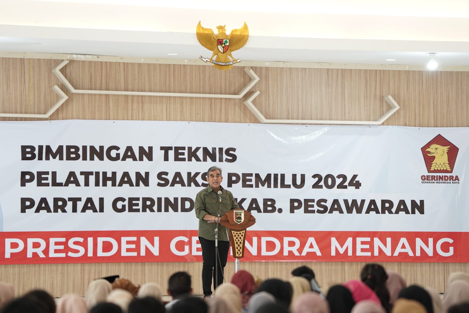 Ahmad muzani 4